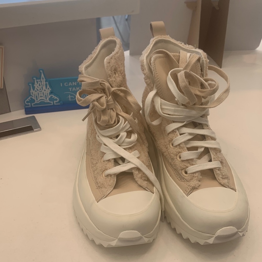 Converse Sherpa platform sneakers